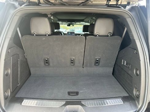 Used 2023 Chevrolet Tahoe Z71 w/ Luxury Package image 30