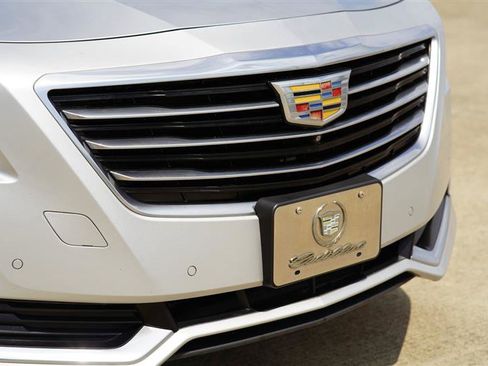 Used 2016 Cadillac CT6 Luxury w/ Active Chassis Package AWD/4WD image 19
