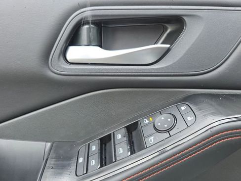 New 2026 Nissan Rogue SV AWD/4WD image 23