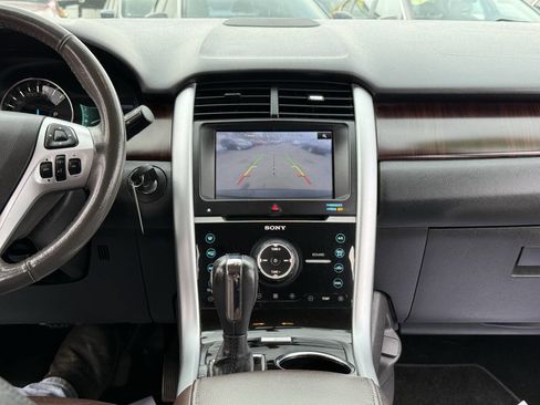 Used 2013 Ford Edge Limited image 12