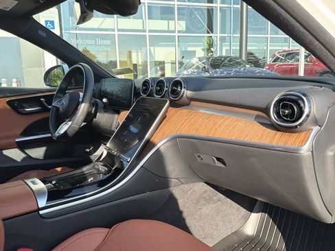 Used 2022 Mercedes-Benz C 300 4MATIC Sedan image 19