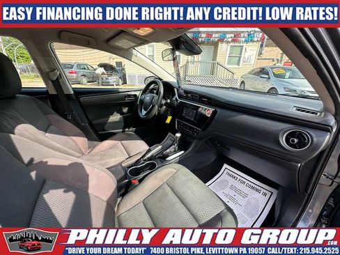 Used 2019 Toyota Corolla LE FWD image 21