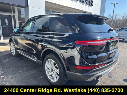 Used 2023 Lincoln Corsair AWD image 7