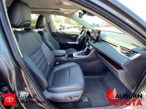 Certified 2025 Toyota RAV4 Limited w/ Advanced Technology Package AWD/4WD image 13