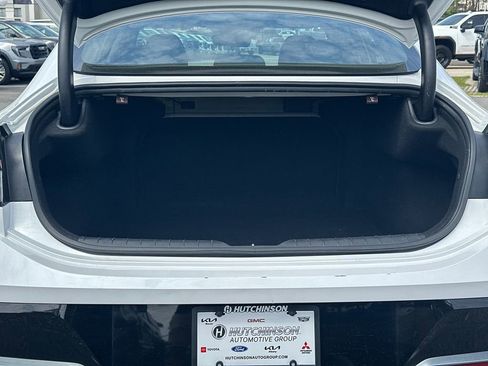 Used 2025 Hyundai Sonata SEL FWD image 18