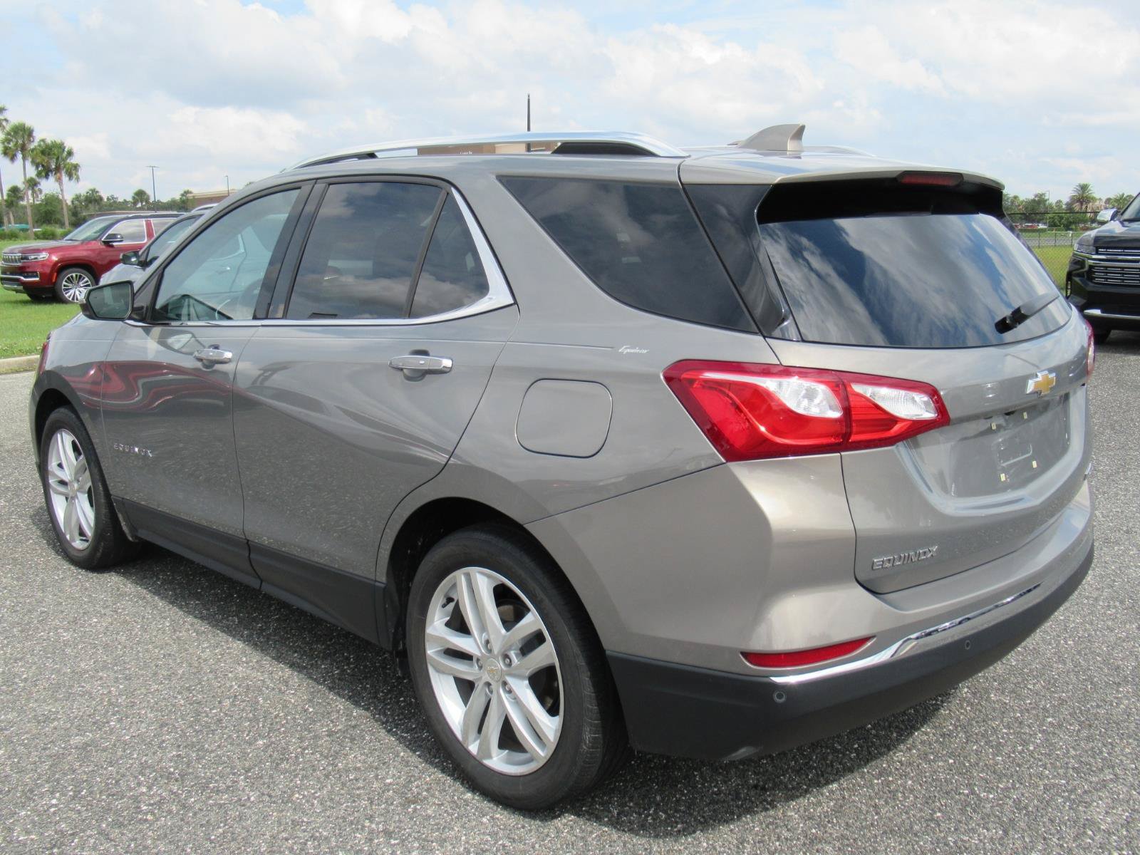 Used 2018 Chevrolet Equinox Premier FWD image 5