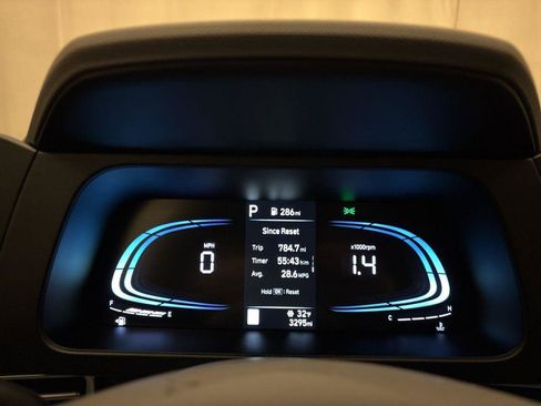 New 2025 Hyundai Elantra Sport image 15