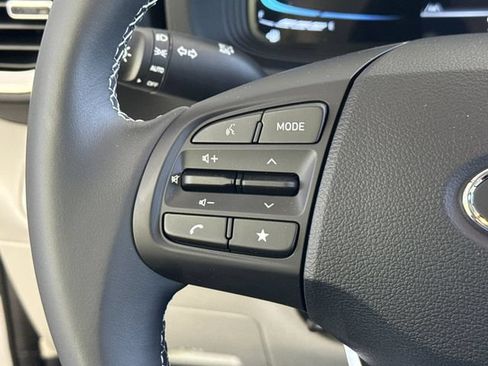 New 2026 Hyundai Venue SEL FWD image 26