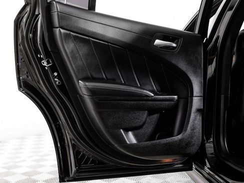 Used 2023 Dodge Charger R/T w/ Plus Group image 44