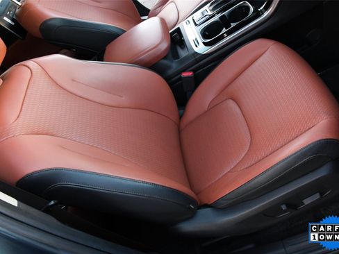 Used 2022 Kia Carnival SX Prestige image 22