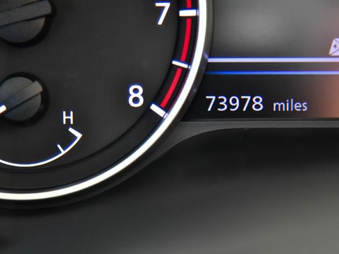 Used 2021 Nissan Sentra SV image 25