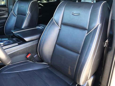 Used 2021 Cadillac Escalade Sport w/ Driver Assist Tech Package image 21