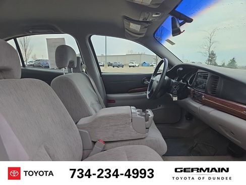 Used 2004 Buick Le Sabre Custom image 16