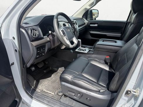 Used 2020 Toyota Tundra SR5 w/ SR5 Upgrade Package AWD/4WD image 14