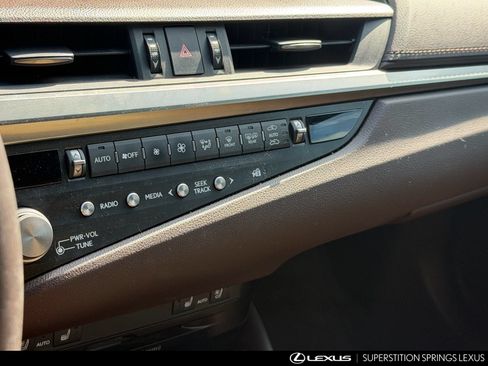 Used 2021 Lexus ES 350 w/ Premium Package FWD image 9
