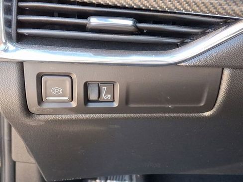 Used 2023 Cadillac XT4 Sport image 36