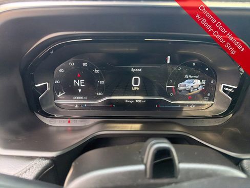 Used 2023 GMC Yukon Denali w/ Advanced Technology Package image 18