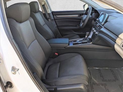 Used 2019 Honda Accord LX image 20