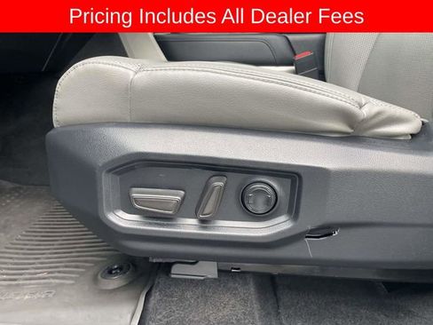 Used 2024 Toyota Tundra Limited AWD/4WD image 22