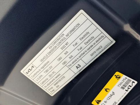 Used 2022 Kia EV6 Wind image 23