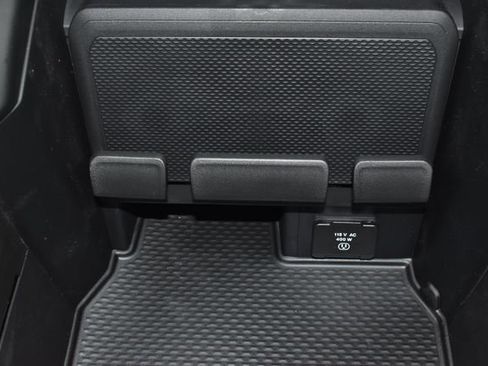 New 2026 RAM 1500 4x4 Crew Cab image 19