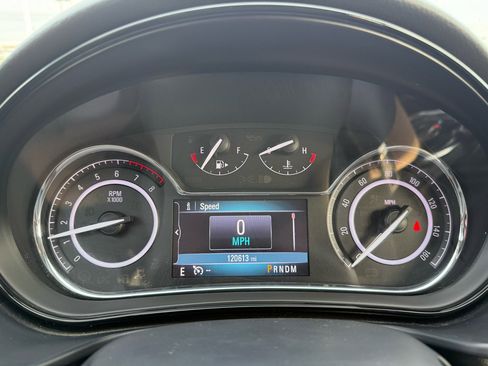 Used 2016 Buick Regal image 10