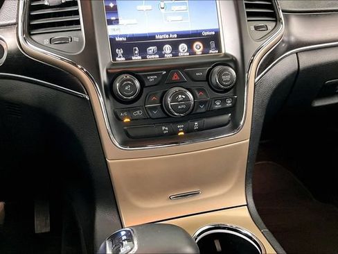 Used 2014 Jeep Grand Cherokee Limited w/ Luxury Group II AWD/4WD image 8