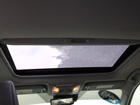 Used 2019 Toyota RAV4 Limited image 30