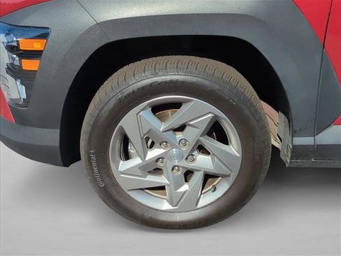 Used 2024 Hyundai Kona SE AWD/4WD image 29