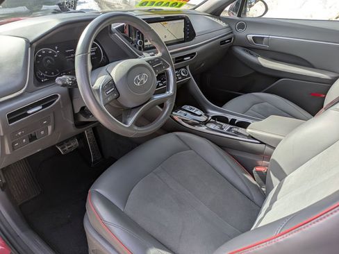 Used 2021 Hyundai Sonata SEL Plus w/ Tech Package image 11