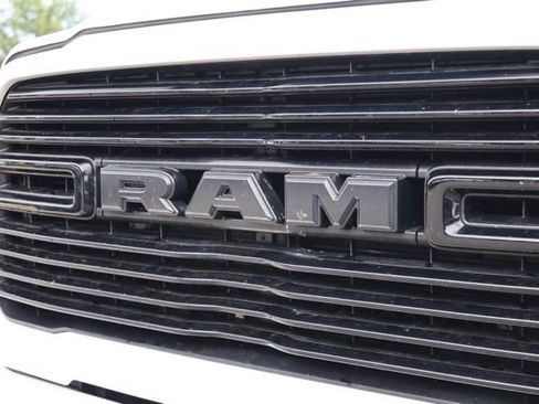 Used 2022 RAM 2500 Laramie w/ Night Edition AWD/4WD image 10