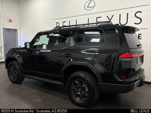 Used 2026 Lexus GX 550 AWD/4WD image 9