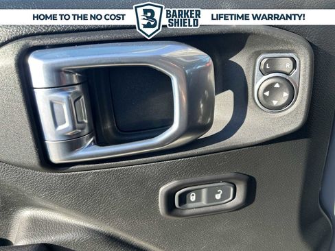 Used 2021 Jeep Wrangler Unlimited Rubicon AWD/4WD image 23