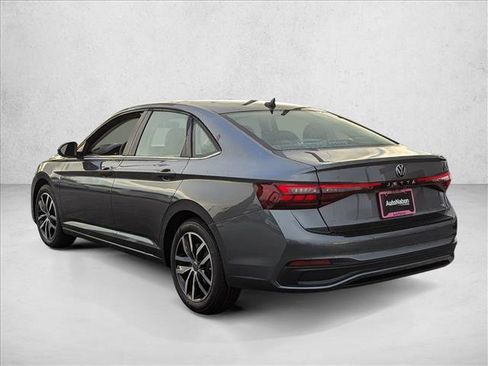 New 2026 Volkswagen Jetta SE image 8