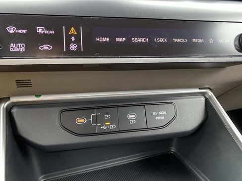 New 2026 Kia Carnival LXS image 12