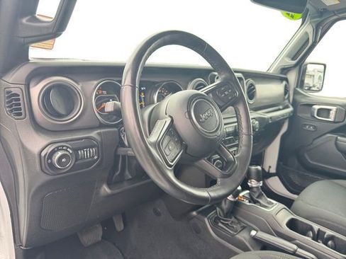Certified 2022 Jeep Wrangler Unlimited Sport AWD/4WD image 11
