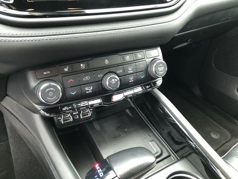 Used 2022 Dodge Durango Citadel image 22