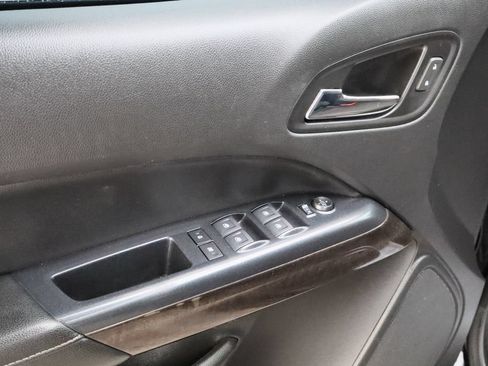 Used 2020 GMC Canyon SLE w/ Elevation Edition RWD image 19