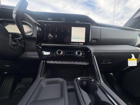 New 2026 GMC Sierra 2500 AT4X image 14