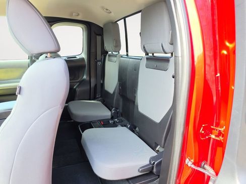 Used 2021 Toyota Tacoma SR5 image 13