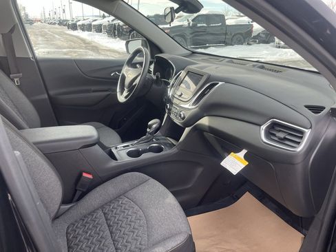 Used 2023 Chevrolet Equinox RS w/ RS Leather Package image 22