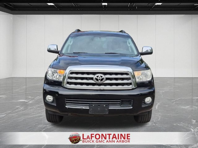 Used 2014 Toyota Sequoia Platinum AWD/4WD image 3