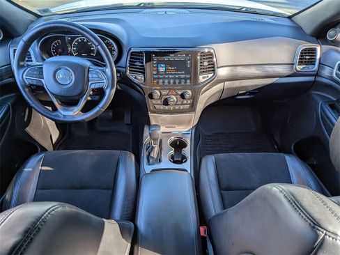 Certified 2021 Jeep Grand Cherokee Laredo X image 19