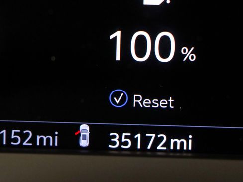 Used 2022 Cadillac XT6 Premium Luxury image 16