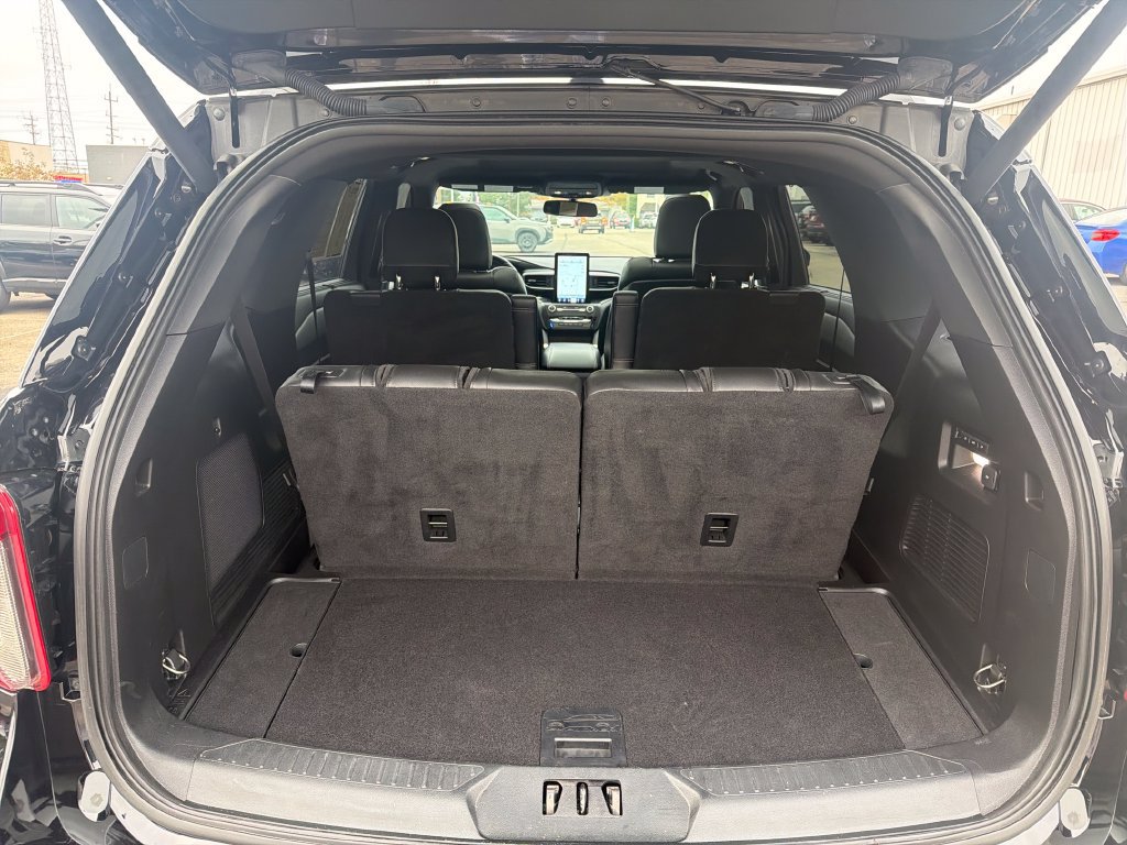 Used 2020 Ford Explorer ST w/ Premium Technology Package AWD/4WD image 33