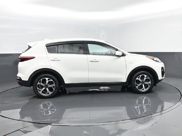 Used 2020 Kia Sportage LX AWD/4WD image 4