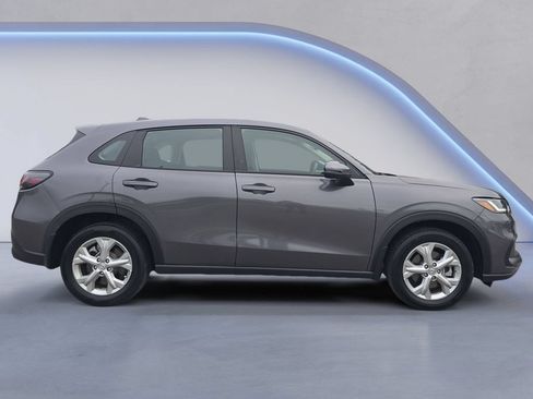 Used 2025 Honda HR-V LX image 7
