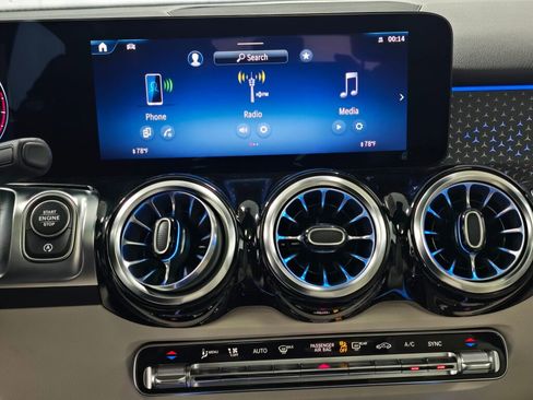 New 2026 Mercedes-Benz GLB 250 GLB 250 image 15