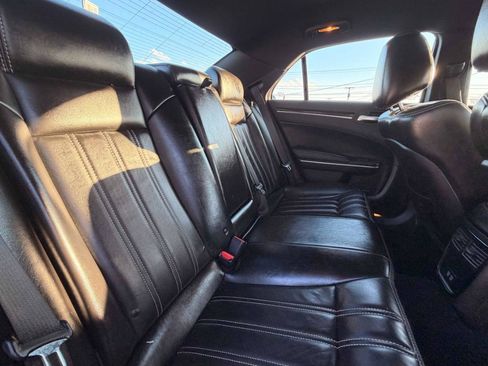 Used 2021 Chrysler 300 S image 23