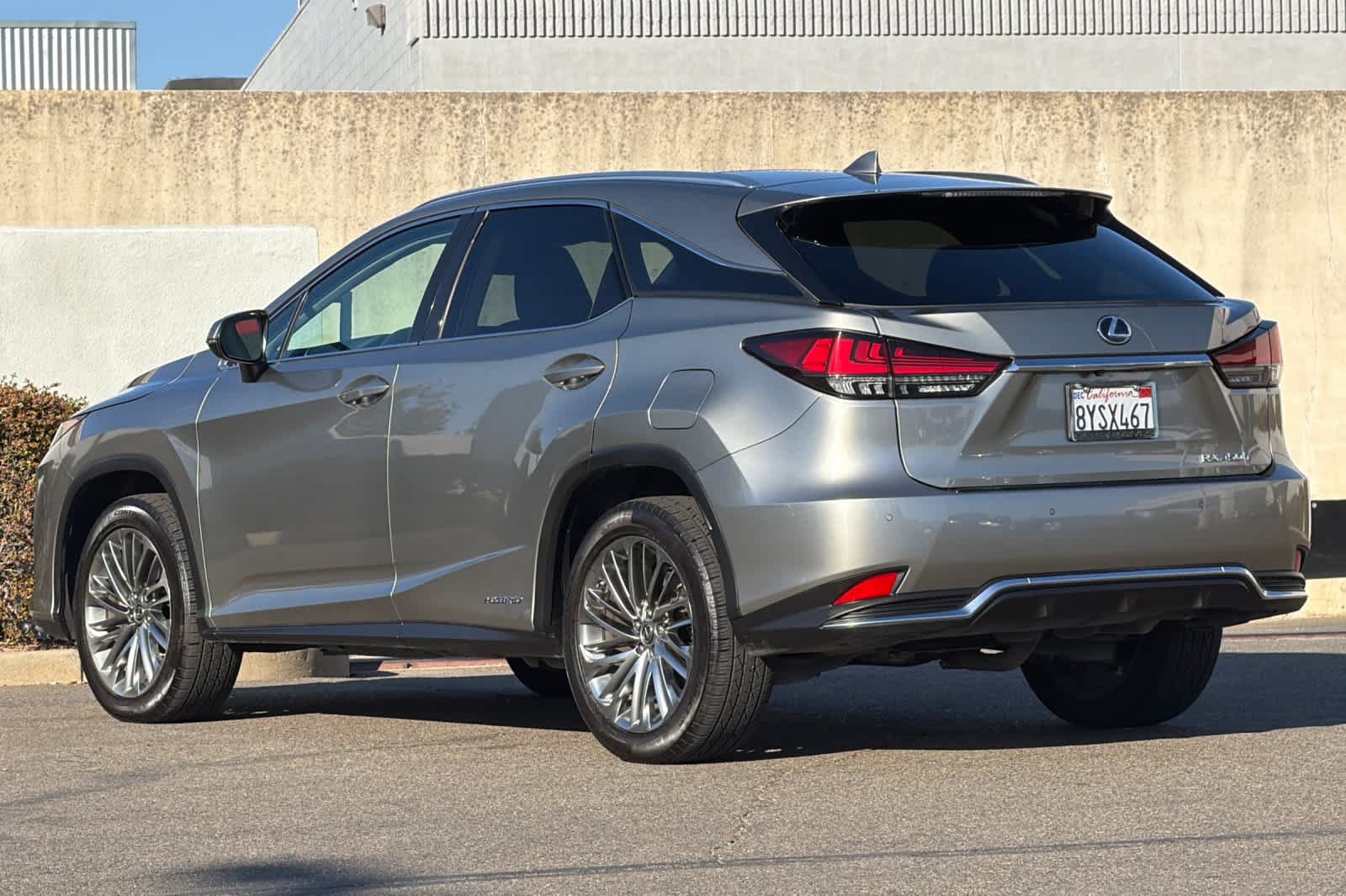 Used 2022 Lexus RX 450h AWD w/ Luxury Package image 7